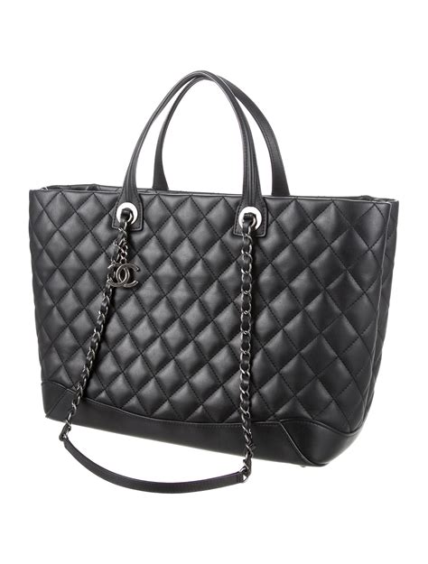 Chanel large shopping tote